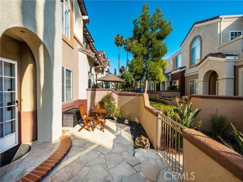 57 Santa Barbara Court, Lake Forest, CA