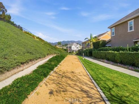 11 Silver Spruce Court, Lake Forest, CA