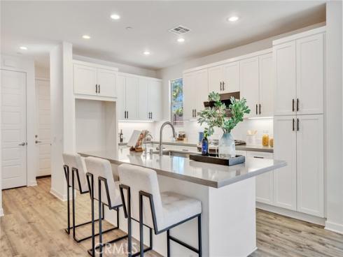 182 Finch , Lake Forest, CA