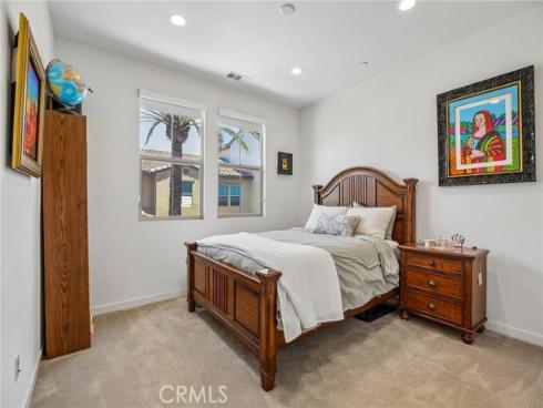 248 Finch , Lake Forest, CA