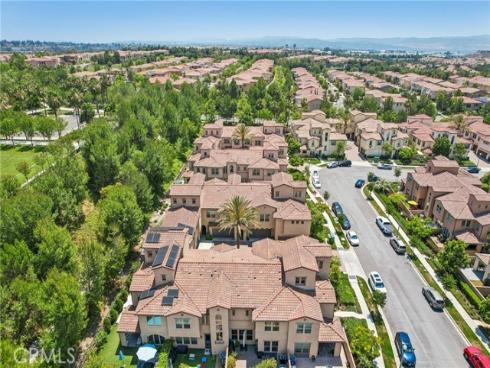 248 Finch , Lake Forest, CA