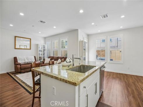 248 Finch , Lake Forest, CA