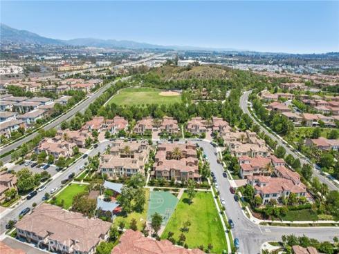 248 Finch , Lake Forest, CA