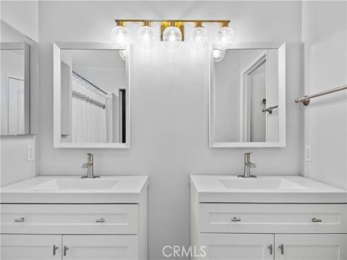 8 Rue Du Parc , Lake Forest, CA