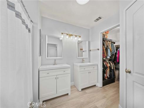 8 Rue Du Parc , Lake Forest, CA