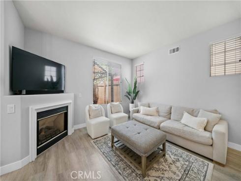 8 Rue Du Parc , Lake Forest, CA
