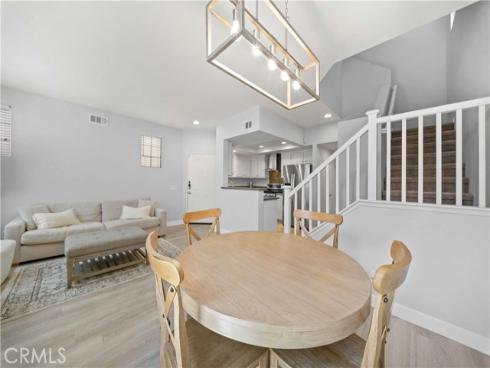 8 Rue Du Parc , Lake Forest, CA