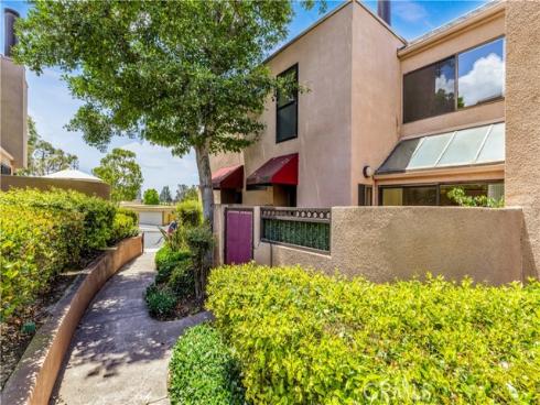 25761 Le Parc 72