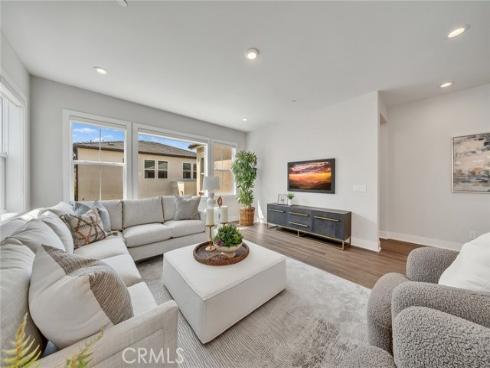 140 Walworth , Lake Forest, CA