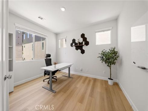 566 Catalonia , Lake Forest, CA
