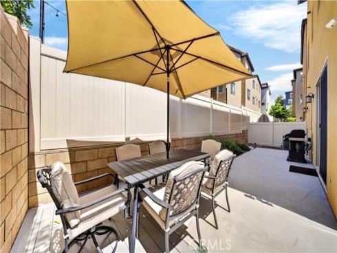 566 Catalonia , Lake Forest, CA