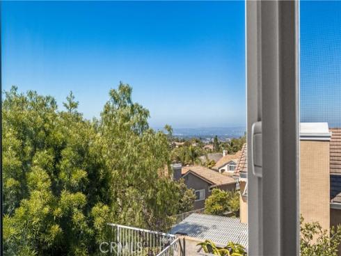 19151 Red Bluff Dr , Lake Forest, CA