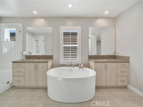 190  Orange  , Lake Forest, CA