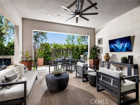 120 Lassen Street, Lake Forest, CA