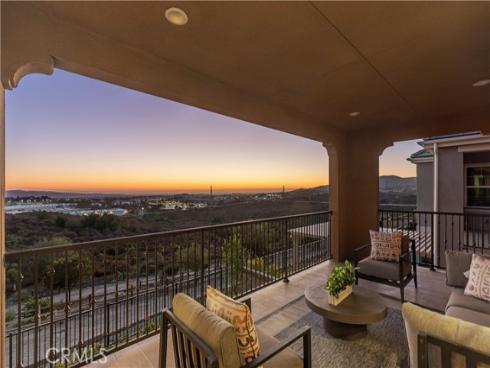 1186 Viejo Hills Dr , Lake Forest, CA