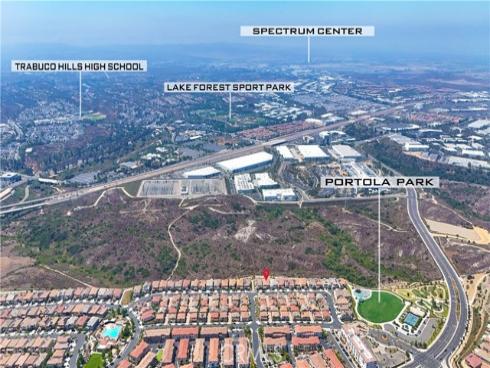 1186 Viejo Hills Dr , Lake Forest, CA