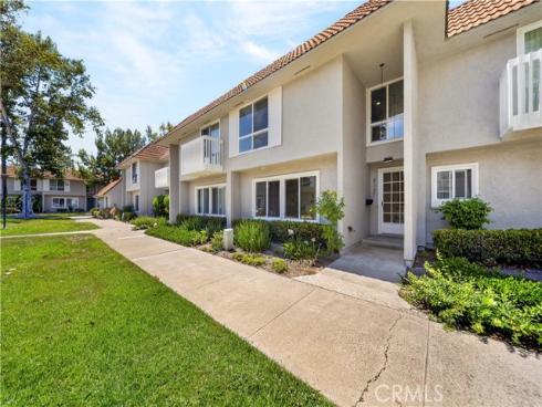21725 Lake Vista , Lake Forest, CA