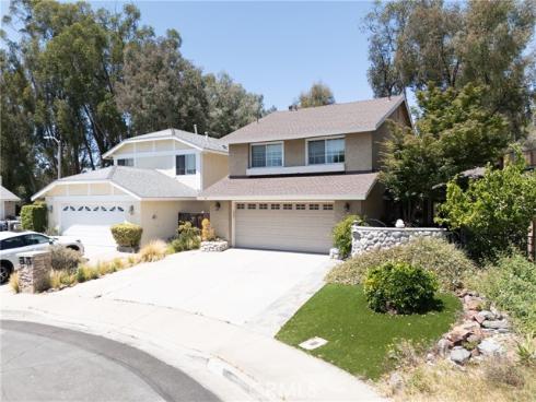 27061  Springwood   Circle, Lake Forest, CA