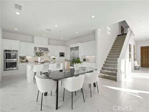 37 Caspian , Lake Forest, CA