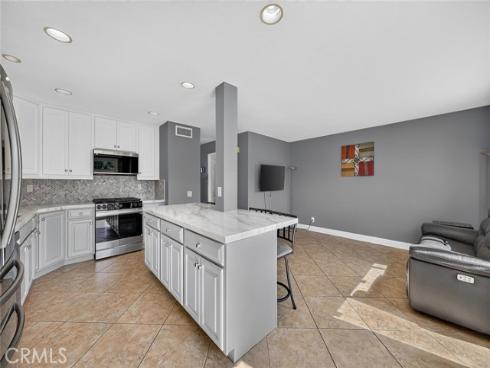 21056 Champlain , Lake Forest, CA