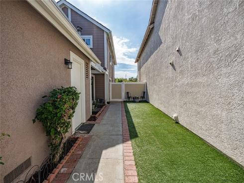 21056 Champlain , Lake Forest, CA