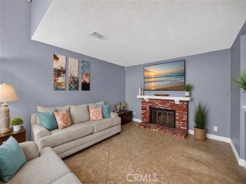 21056 Champlain , Lake Forest, CA