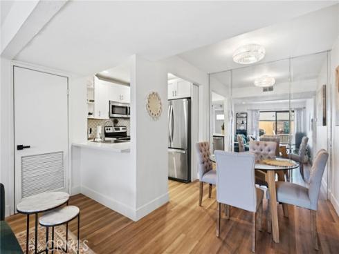 25671 Le Parc 33 , Lake Forest, CA