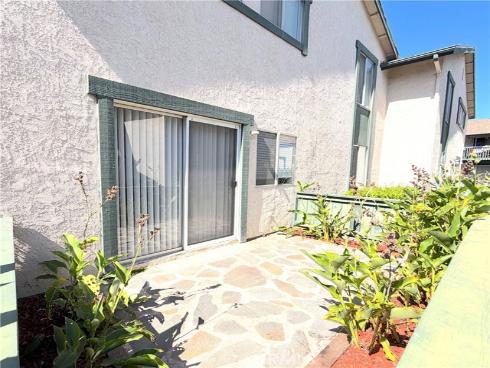 23216 Orange Ave 7 , Lake Forest, CA
