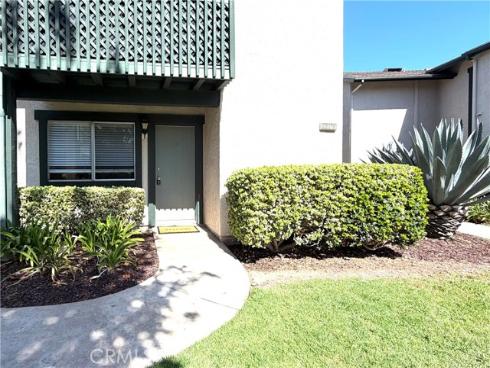 23216 Orange Ave 7 , Lake Forest, CA