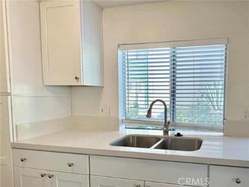 23216 Orange Ave 7 , Lake Forest, CA