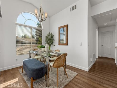 135 Chaumont , Lake Forest, CA