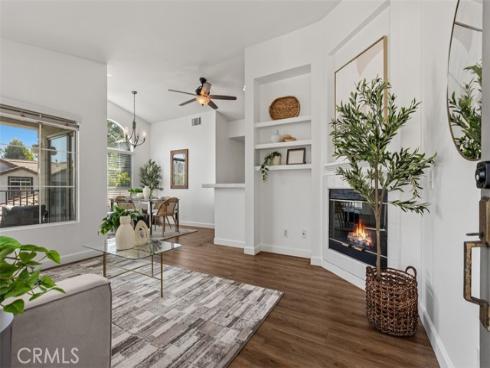 135 Chaumont , Lake Forest, CA