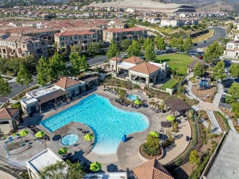 1832 Aliso Canyon Dr , Lake Forest, CA