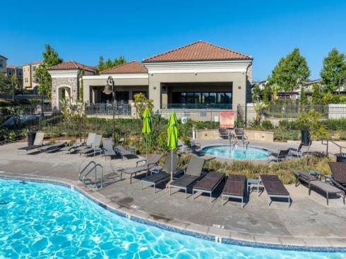 1832 Aliso Canyon Dr , Lake Forest, CA