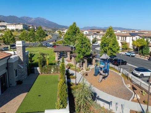 1832 Aliso Canyon Dr , Lake Forest, CA