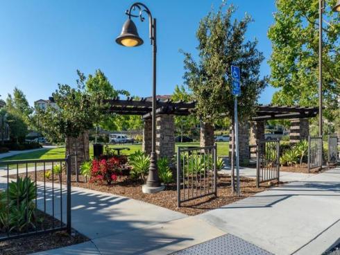 1832 Aliso Canyon Dr , Lake Forest, CA