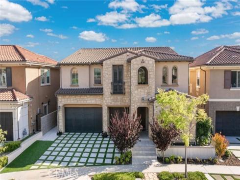 1132 Summit Oak , Lake Forest, CA