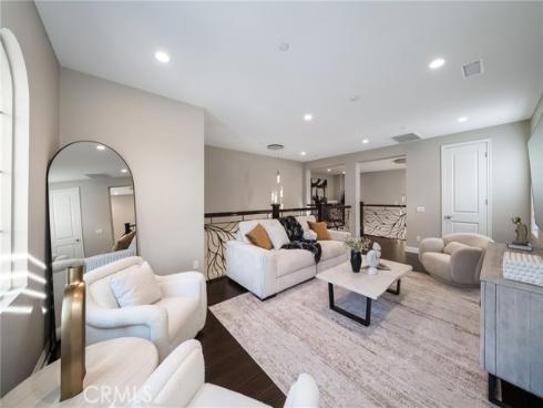 1132 Summit Oak , Lake Forest, CA