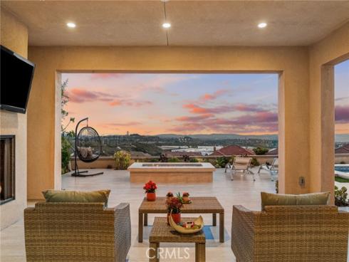 1132 Summit Oak , Lake Forest, CA