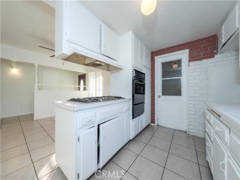 23051 Cavanaugh Road, Lake Forest, CA