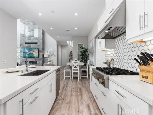 111 Edna Parkway, Lake Forest, CA