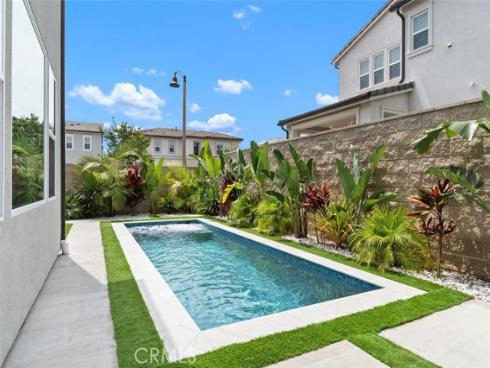 111 Edna Parkway, Lake Forest, CA