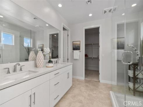 111 Edna Parkway, Lake Forest, CA