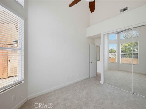 19431 Rue De Valore 22L , Lake Forest, CA