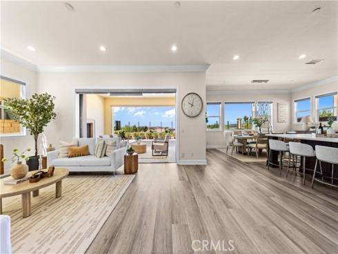 33 Manzanillo , Lake Forest, CA