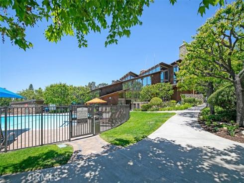 24712 Via Del Rio , Lake Forest, CA