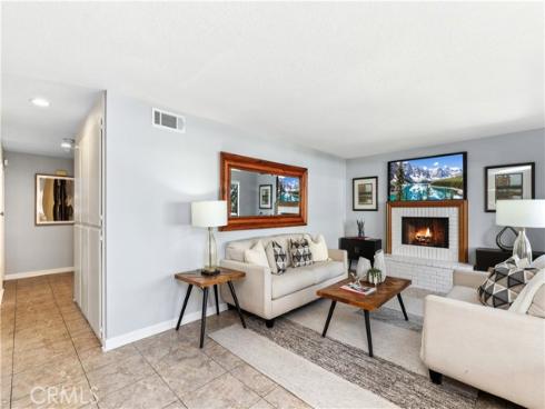 25701 View Pointe 8C , Lake Forest, CA