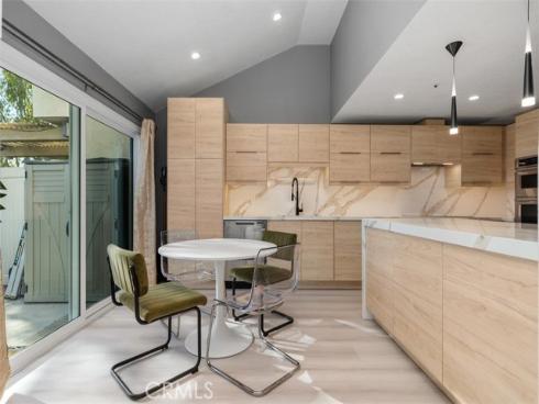 21121  Calle De Paseo  , Lake Forest, CA
