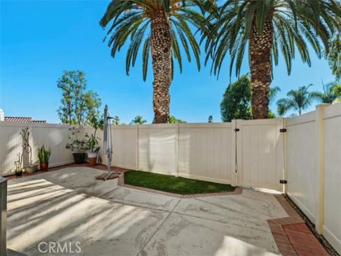 21121  Calle De Paseo  , Lake Forest, CA