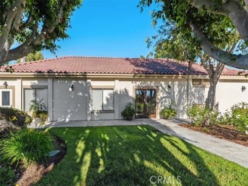 21121  Calle De Paseo  , Lake Forest, CA